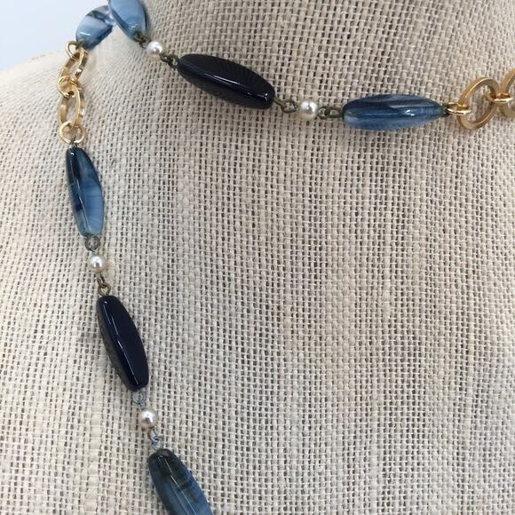 Vintage Necklace Single Strand Blue & Black Glass Oblong Beads Faux Pearl - Picture 1 of 4